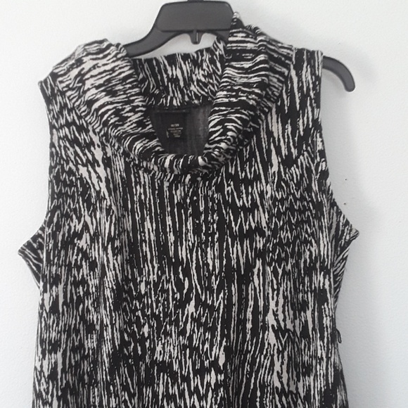 Lane Bryant Dresses & Skirts - 🛍3 for $15🛍LANE BRYANT  sleeveless dress